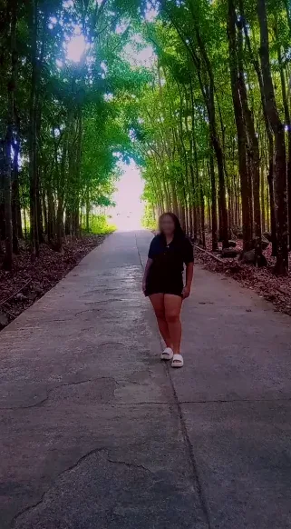 Camilla, 23