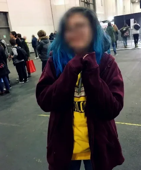 Ellie, 20