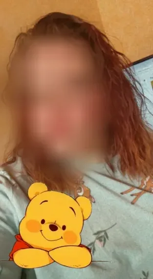 Ellie, 20