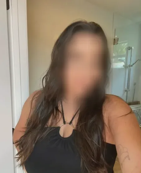 Jovana, 36