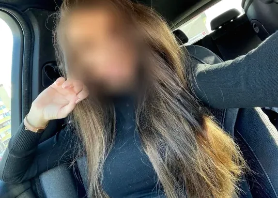 Katja, 33