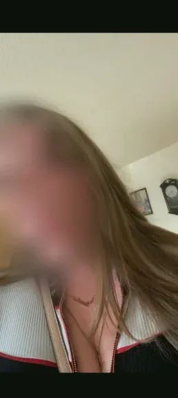 Maria, 25
