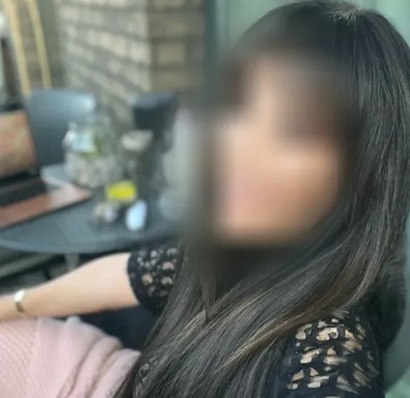 Merve, 24