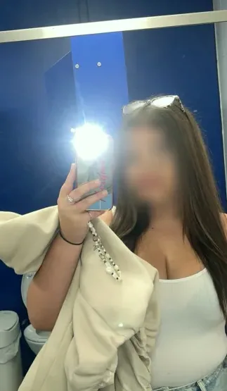Nicoline, 18