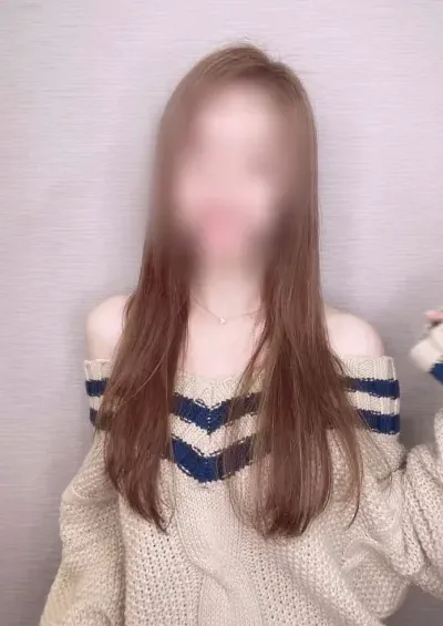 Sofia, 28