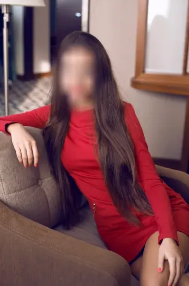 Zeynep, 30